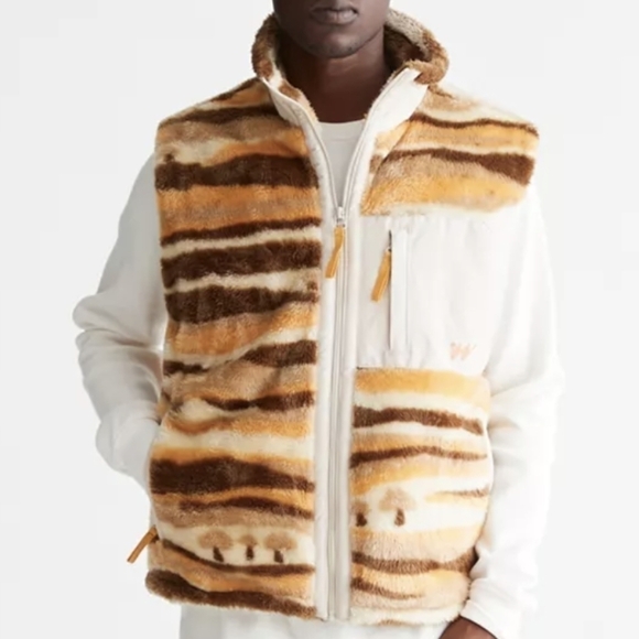 Urban Outfitters Without Walls Cozy Fleece Mushroom Vest Size XL NWT - Picture 4 of 16